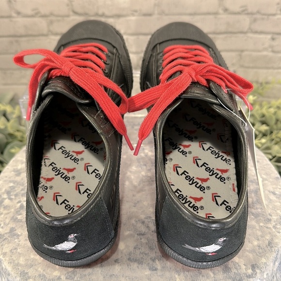 FEIYUE X STAPLE 1920 Black Leather Low Top Full Color Pigeon Sneakers WMS 9🖤NWT - Picture 7 of 12